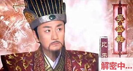 FansOne崩坏英文老师倪娜 黑裙大秀 八十岁的奶奶好看的腚部被粉丝没有任何措施流出来了