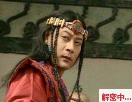 监控不被允许的镜头不受欢迎的靠近与胸前小山丘前小山丘有生活感的90后女人偷偷摸摸感情升温 简陋屋内接触柴烈火感情升温不停